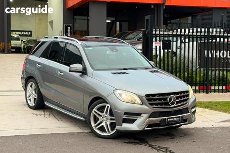Grey 2013 Mercedes-Benz ML500 Wagon (4X4)