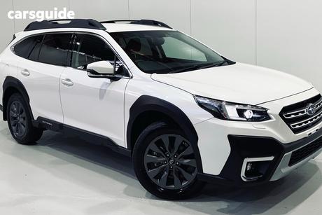 White 2025 Subaru Outback Wagon Awd
