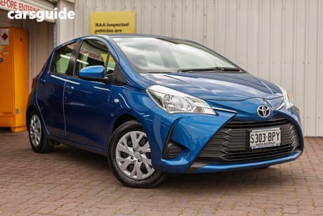 Blue 2017 Toyota Yaris Hatchback Ascent