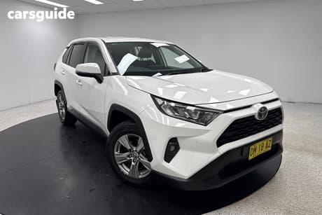 White 2022 Toyota RAV4 Wagon Gx (2Wd)