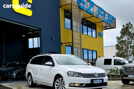 White 2013 Volkswagen Passat Wagon 118 Tsi