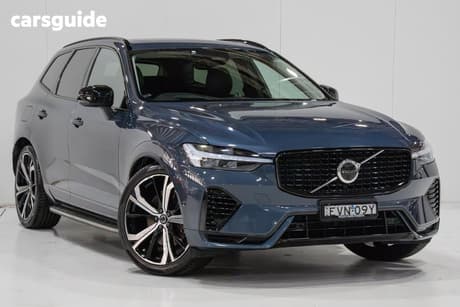Blue 2022 Volvo XC60 Wagon Recharge Phev