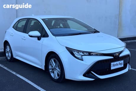 White 2022 Toyota Corolla Hatchback Ascent Sport