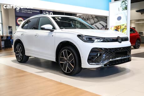 White 2026 Volkswagen Tiguan Wagon 195Tsi R-Line