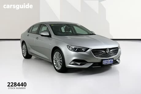 Silver 2018 Holden Calais Liftback (5Yr)