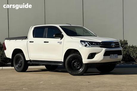 White 2018 Toyota Hilux Dual Cab Utility Sr Hi-Rider