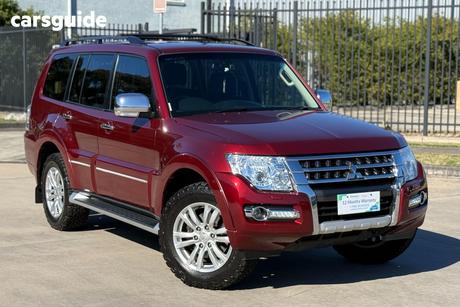 Red 2016 Mitsubishi Pajero Wagon Exceed Lwb (4X4)
