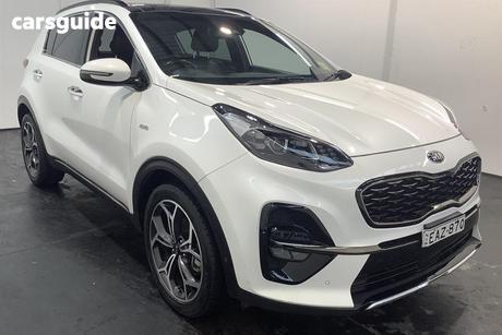 White 2018 Kia Sportage Wagon Gt-Line (Awd)