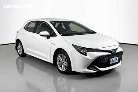 White 2020 Toyota Corolla Hatchback Ascent Sport (Hybrid)