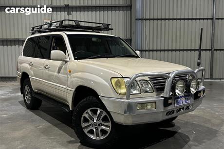 Beige 2004 Lexus LX470 Wagon (4X4)