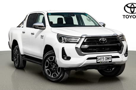 White 2023 Toyota Hilux Double Cab Pick Up Sr5 (4X4)