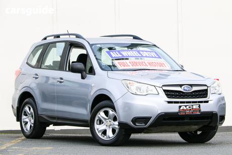 Silver 2013 Subaru Forester Wagon 2.5I