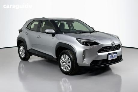 Silver 2025 Toyota YARIS CROSS HYBRID Hatch YARIS CROSS 2WD 1.5L HYB CVT GX