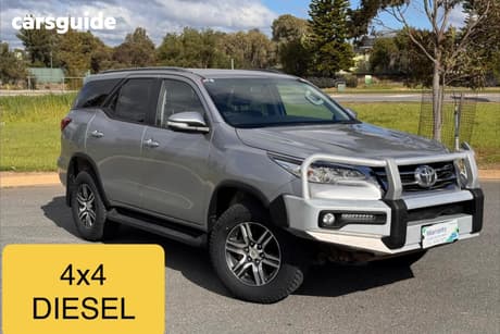 Silver 2015 Toyota Fortuner Wagon Gxl