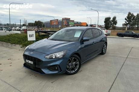 Blue 2020 Ford Focus Wagon St-Line