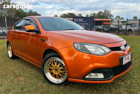 Orange 2013 MG MG6 Hatchback Gt Standard