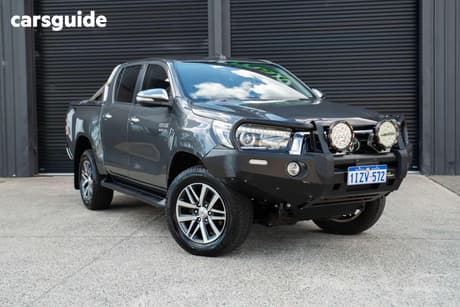 Grey 2017 Toyota Hilux Dual Cab Utility Sr5 (4X4)