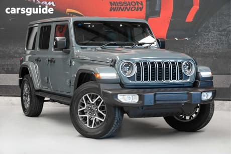Grey 2025 Jeep Wrangler Unlimited Hardtop Overland (4X4)