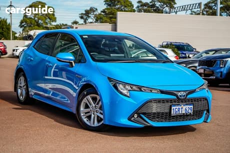Blue 2018 Toyota Corolla Hatchback Sx (Hybrid)