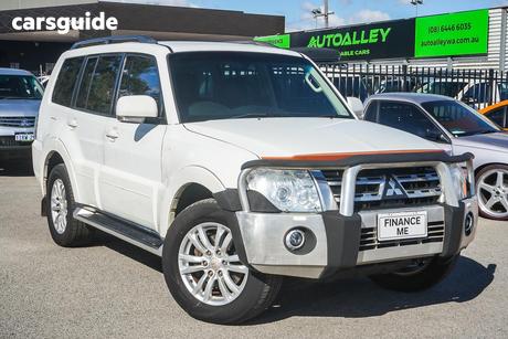 White 2012 Mitsubishi Pajero Wagon Vr-X Lwb (4X4)