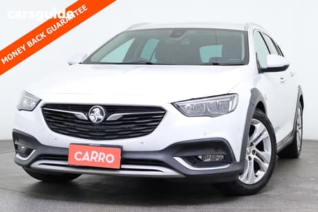 White 2020 Holden Calais Sportswagon Tourer