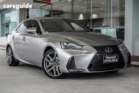 2017 Lexus IS300H Sedan F Sport Hybrid