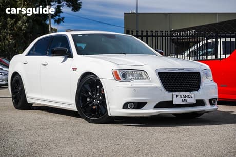 White 2014 Chrysler 300 Sedan Srt8 Core