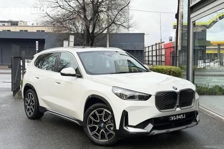 White 2024 BMW IX1 Wagon Xdrive30 Xline