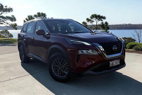 Red 2024 Nissan X-Trail Wagon St (2Wd)