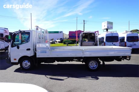 White 2023 Hino 300 SERIES Ute Tray 616