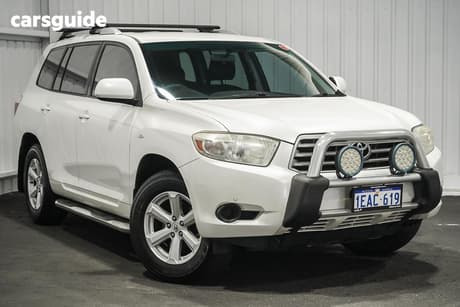 White 2010 Toyota Kluger Wagon Kx-R (4X4) 5 Seat