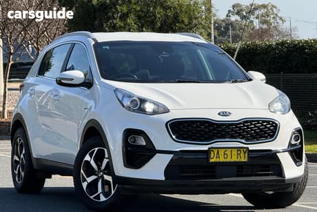 White 2021 Kia Sportage Wagon S (Awd)