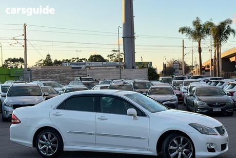 White 2008 Toyota Crown Sedan ATHLETE