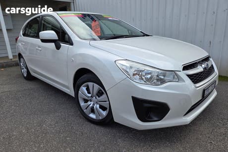 White 2013 Subaru Impreza Hatchback 2.0I (Awd)