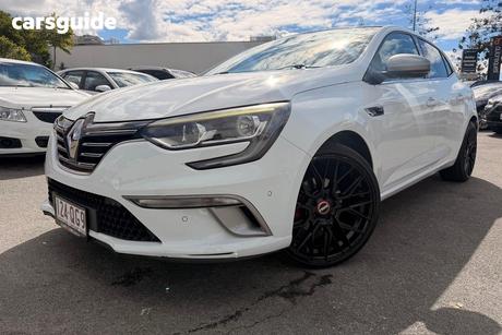 White 2017 Renault Megane Hatchback Gt-Line