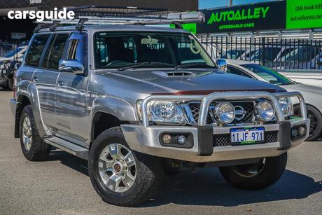 Silver 2013 Nissan Patrol Wagon St (4X4)