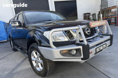 Black 2014 Nissan Navara Dual Cab Pick-up St (4X4)