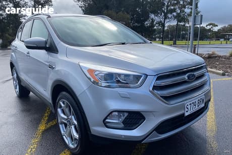 Silver 2017 Ford Escape Wagon Titanium (Awd)