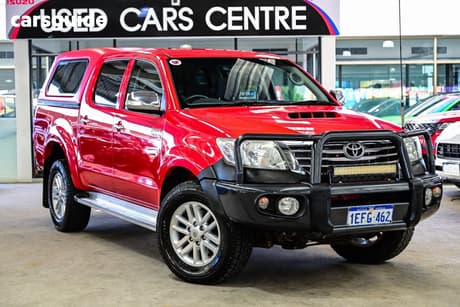 Red 2013 Toyota Hilux Dual Cab Pick-up Sr5 (4X4)