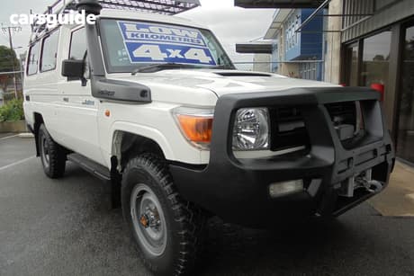 White 2011 Toyota Landcruiser Workmate (4X4) 11 Seat