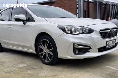 White 2017 Subaru Impreza Hatchback 2.0P Premium (Awd)