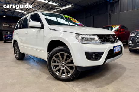 White 2016 Suzuki Grand Vitara Wagon Sports (4X4)