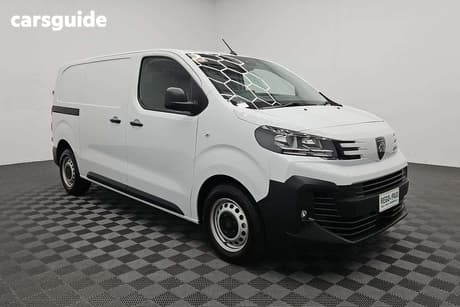 White 2026 Peugeot Expert Van Pro Long