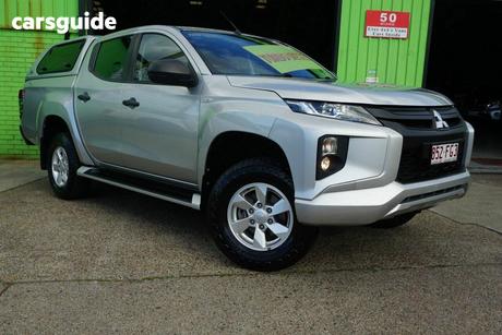 Silver 2022 Mitsubishi Triton Club Cab Pickup Glx+ (4X4)