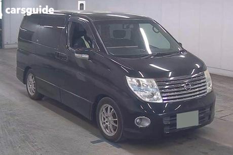 Black 2005 Nissan Elgrand Wagon