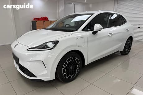 White 2026 MG MG4 Hatchback Essence 64 150Kw