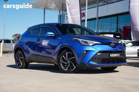 Blue 2020 Toyota C-HR Hatchback Koba (2Wd)