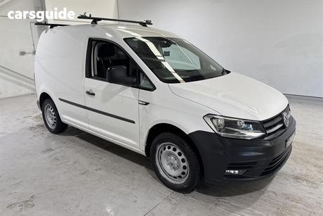 White 2017 Volkswagen Caddy Van Swb Tsi220