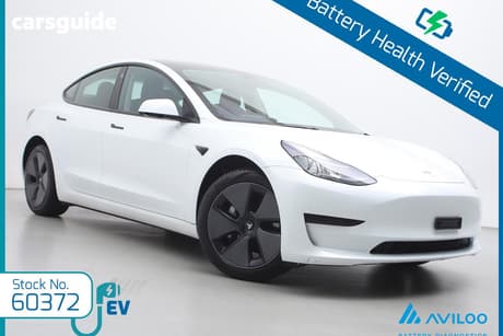 White 2022 Tesla Model 3 Sedan Rear-Wheel Drive