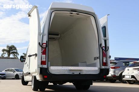 White 2017 Renault Master Van Lwb Mid (Rwd)